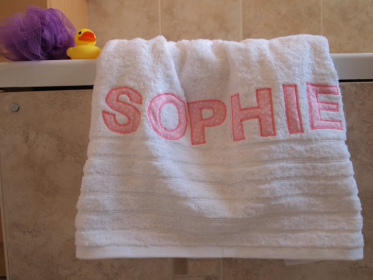 luxury-white-bath-towel